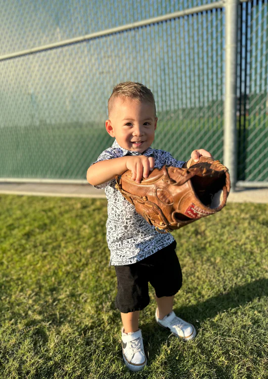 LIL SLUGGER - Image 5